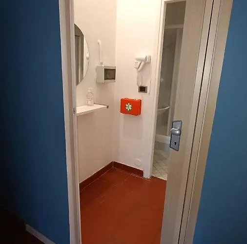 Lingotto Multi-host