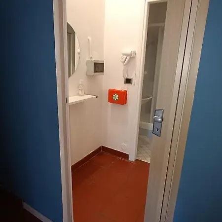 Lingotto Multi-host